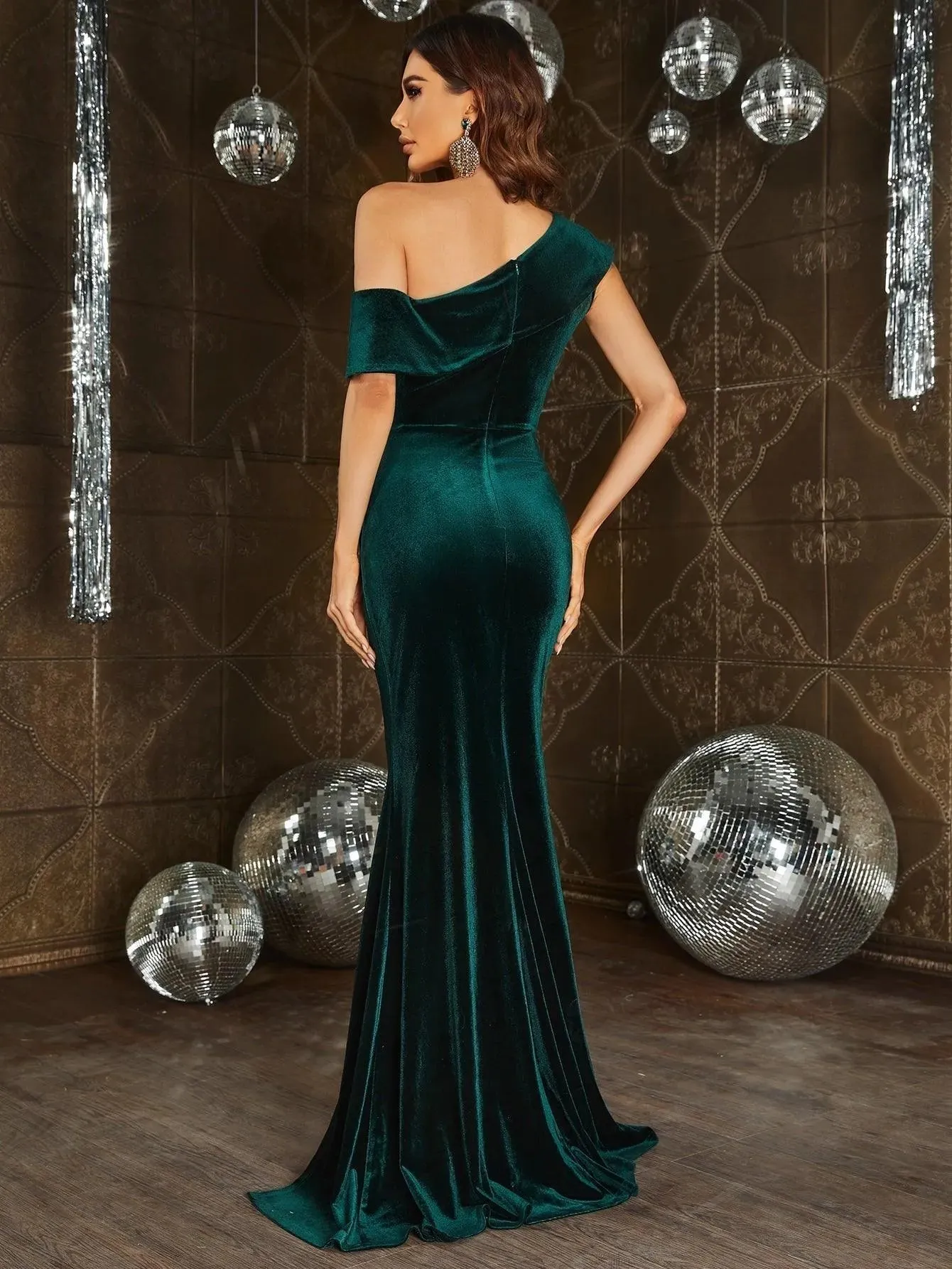 Asymmetrical Neck Ruched Wrap Hem Velvet Prom Dress