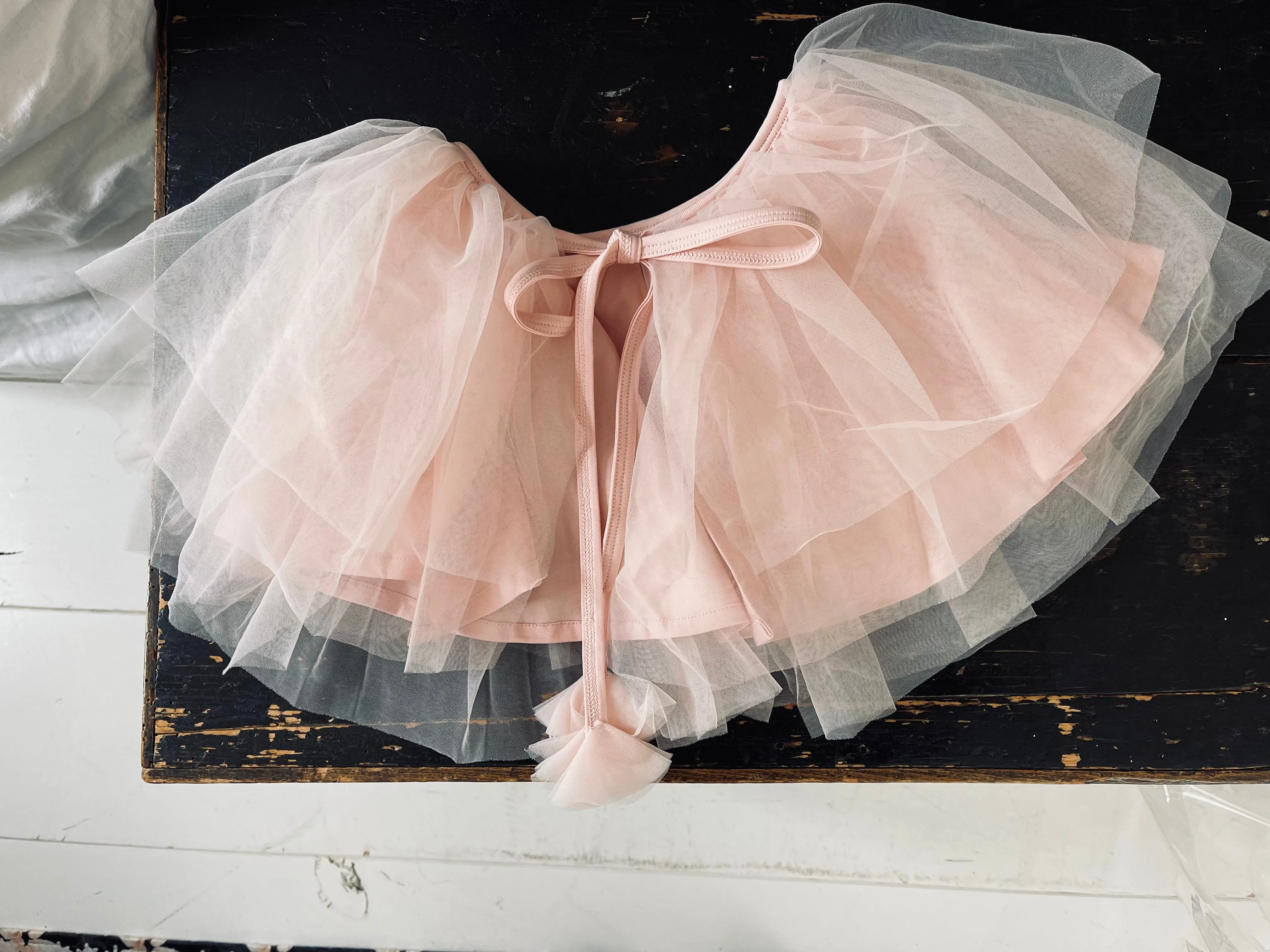 DOLLY TULLE CAPE  pink