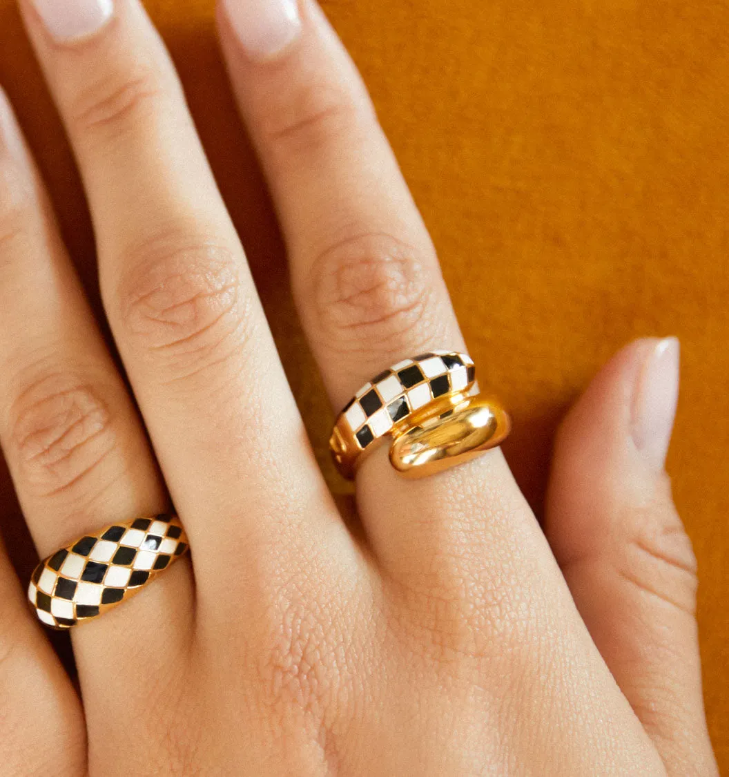 Wrap Checker Ring - Black And White