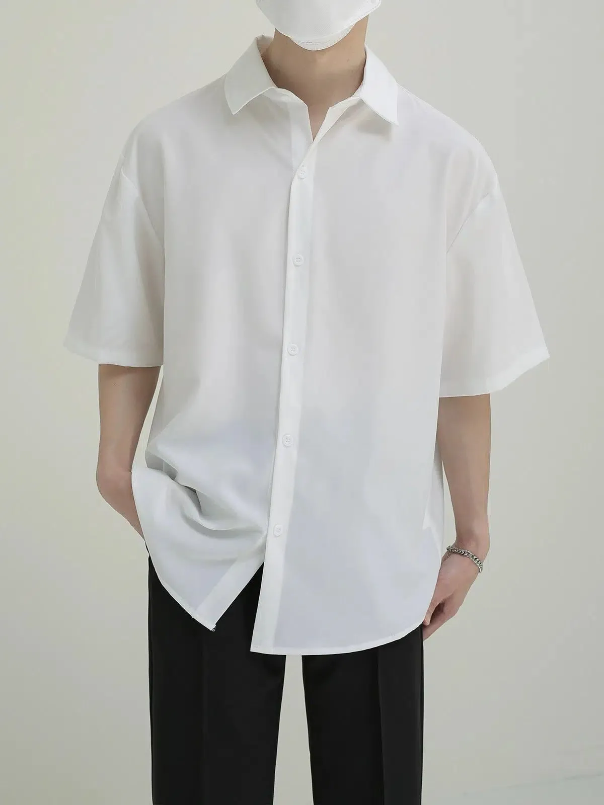 Zhou Minimalist Short Sleeve Shirt